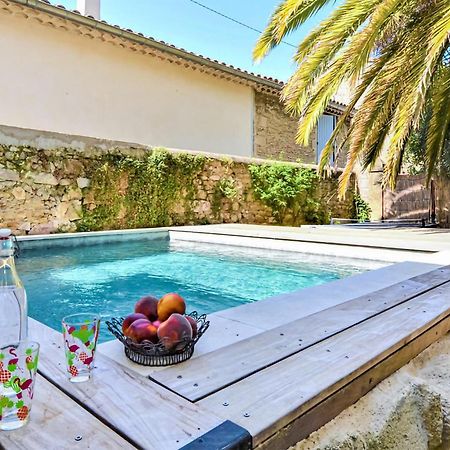Awesome Apartment In Pujaut With Swimming Pool Esterno foto